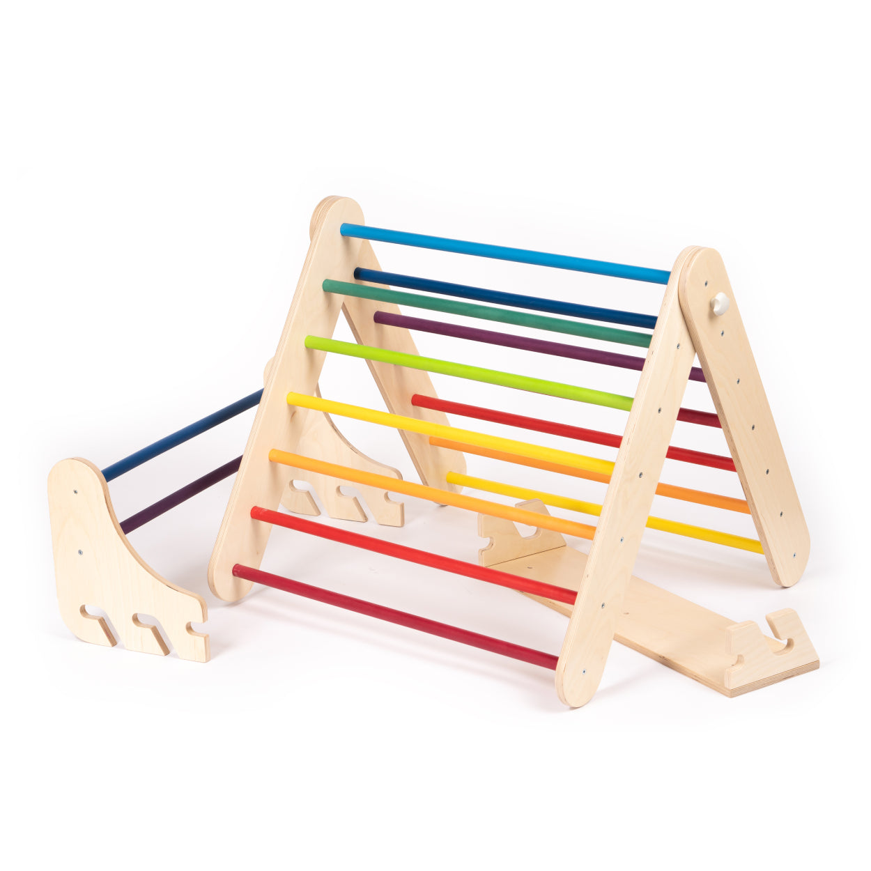 Rastavljen leg&go Pikler Rainbow Trokut — kompletan set s nosačima, bijela pozadina