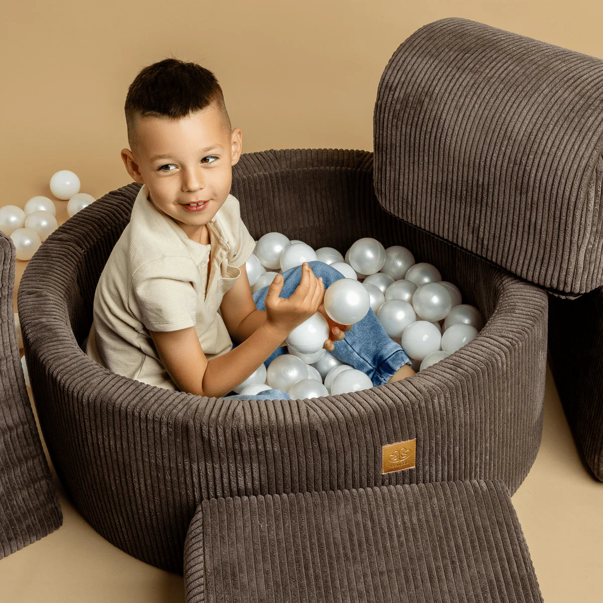 MeowBaby® Set za Igru s Bazenom — Ecru i Bijeli Biseri